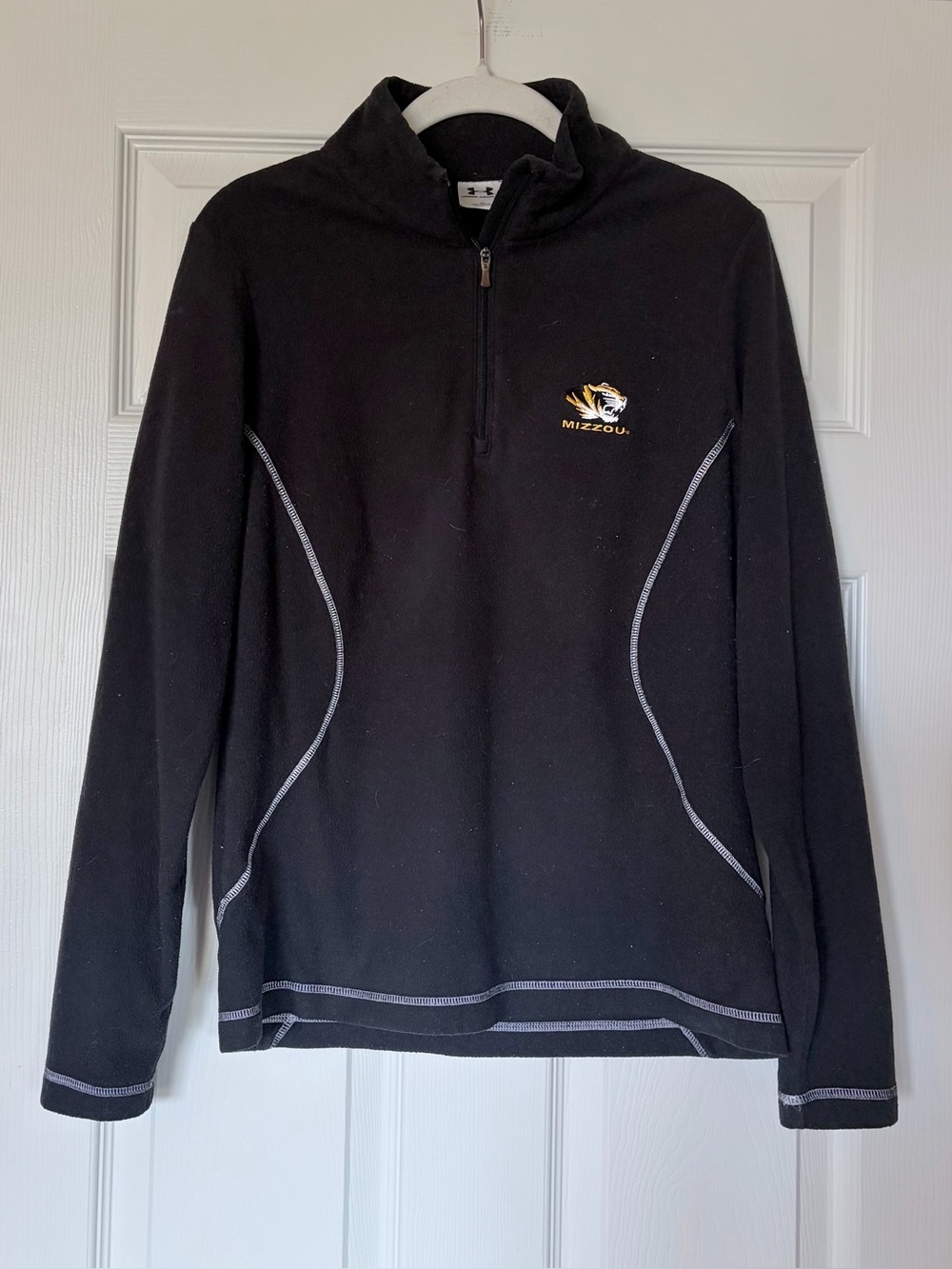 Women’s Lightweight Embroidered Mizzou Under Armour Quarter Zip Fleece — Size M